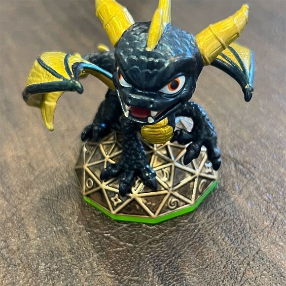 Activision Other - Skylanders Spyro's Adventure Legendary Spyro Action Figure Black
